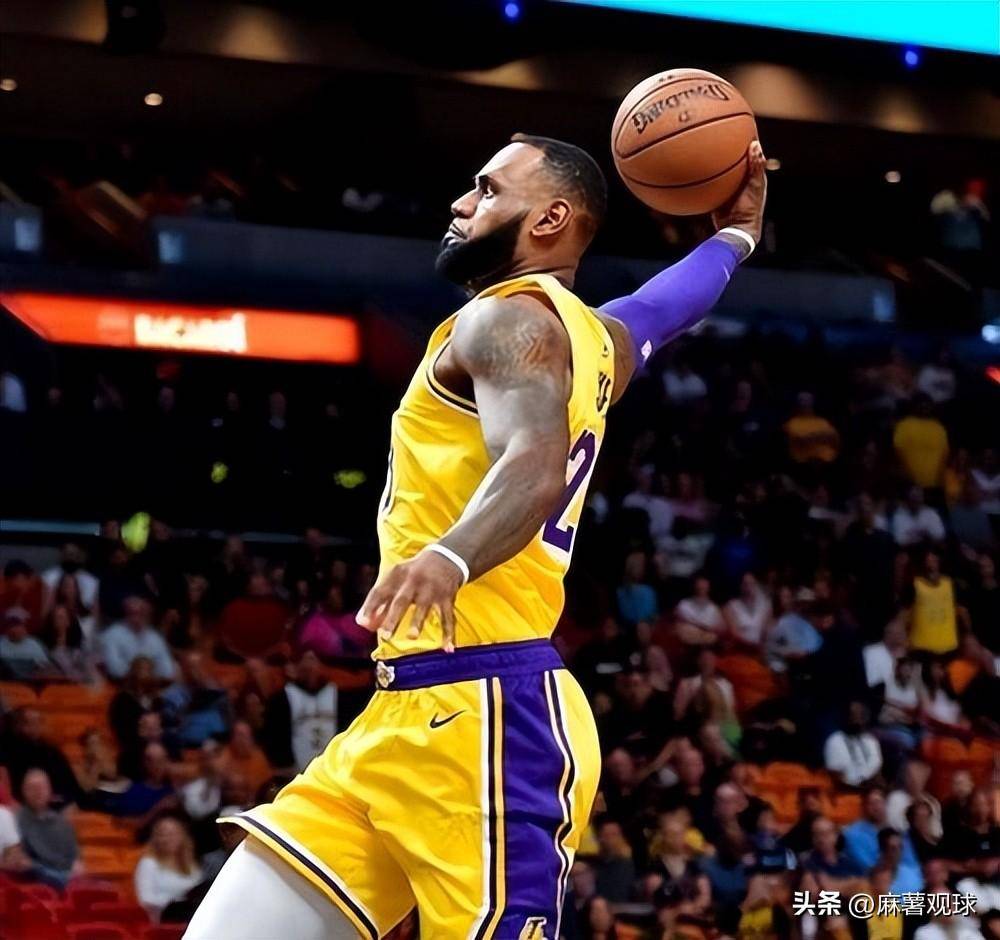 开云体云app登录入口-詹姆斯遭遇十五持续失利，日本队教练压力巨大！全场沸腾不已的简单介绍-开云体云app登录入口