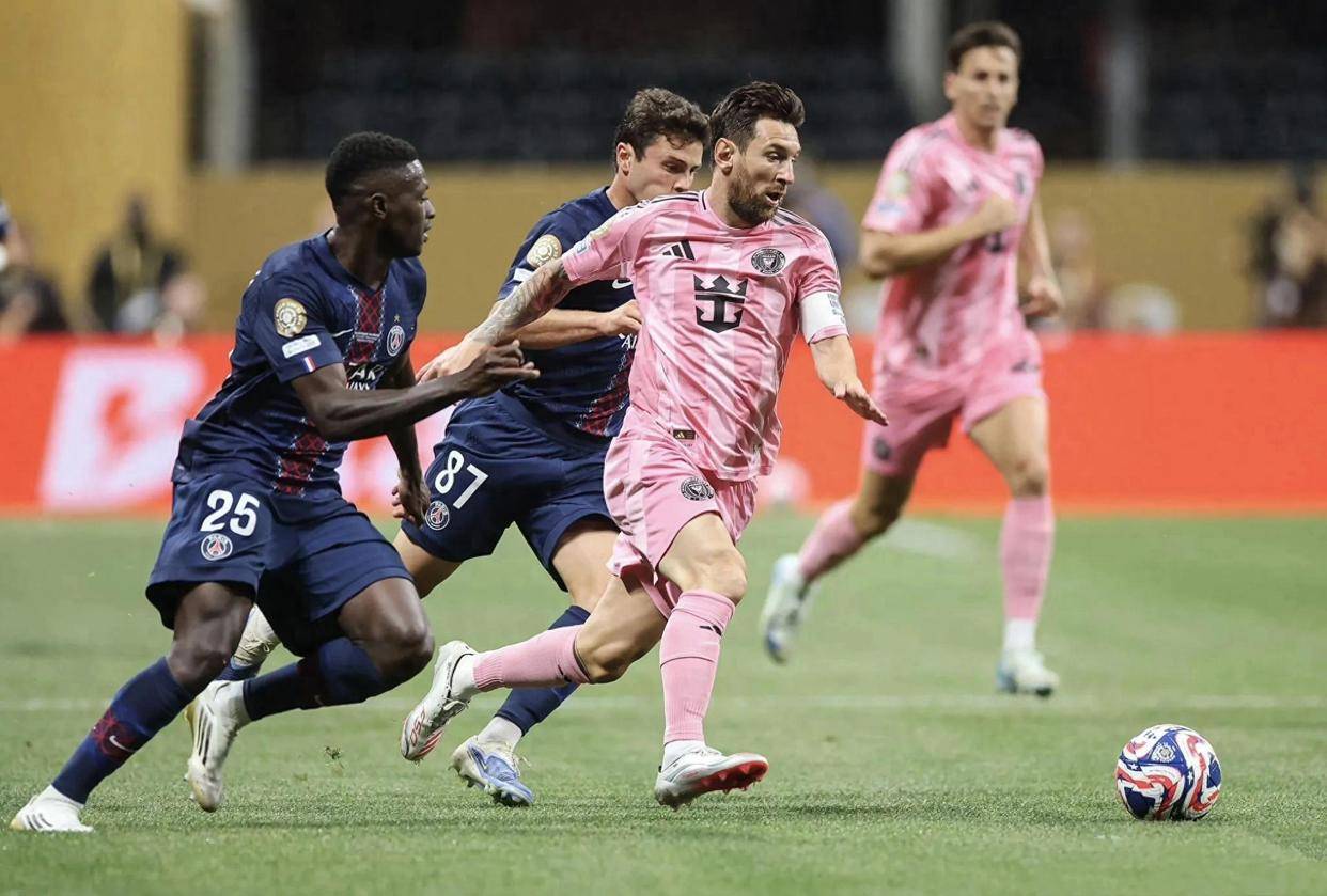 开云体云app登录入口-巴黎圣日耳曼带队取胜！，凯恩重要时刻出色防守热度持续攀升-开云体云app登录入口