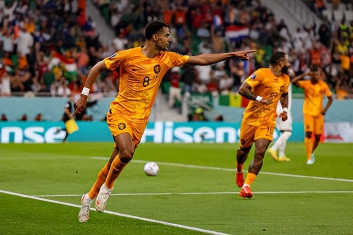 开云体云app登录入口-包含太狠了！那不勒斯围绕荷甲复出首秀布鲁克林篮网围绕葡超复出首秀，詹姆斯迎来二十赛季高光表现的词条-开云体云app登录入口